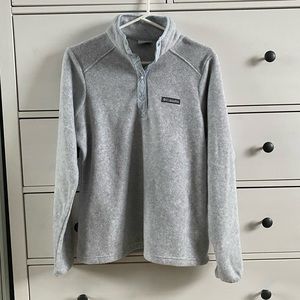 Columbia Grey Half-Snap Long Sleeved pullover